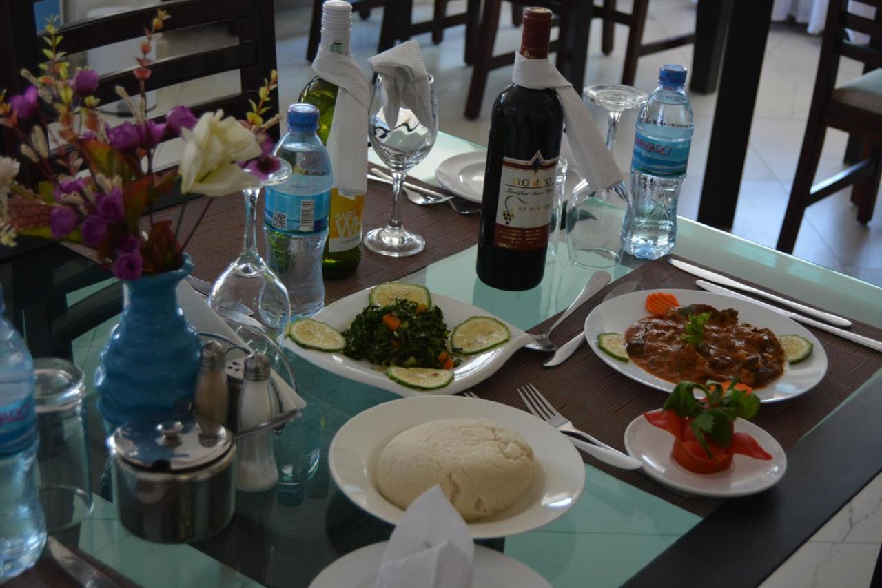 Florida Executive Inn Dar es Salaam Exteriér fotografie